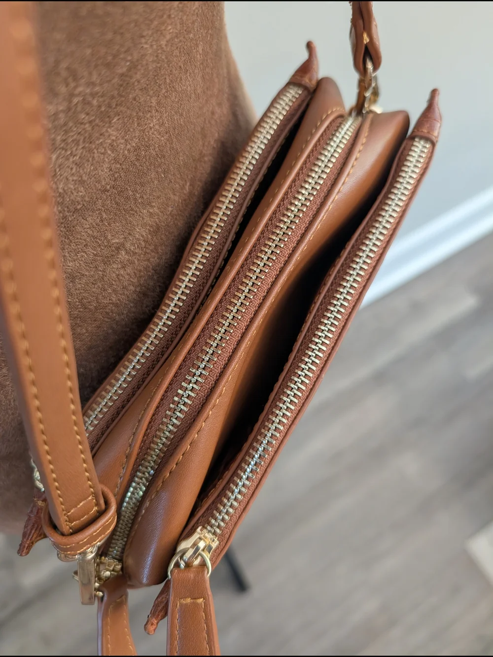 Urban Expressions Brown Croc-Embossed Crossbody Bag